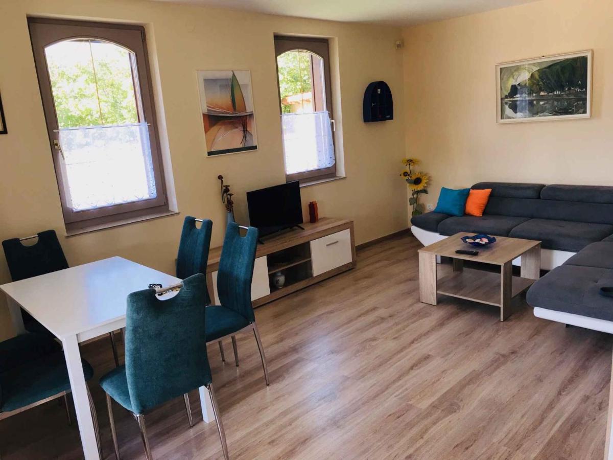 Holiday Home In Balatonmariafuerdo 35629 Kültér fotó